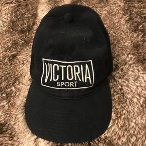 Black Victoria Sport hat
